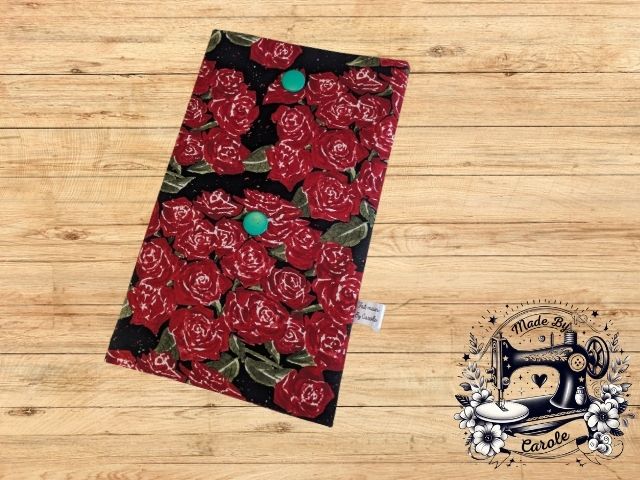 pochette-a-livre-noir-rose-rouge Pochette à livre
