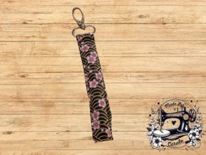 porte-clef-marron-fleur-japonais Porte-clef