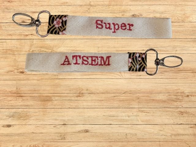 porte-clef-super-atsem-rouge Porte-clef