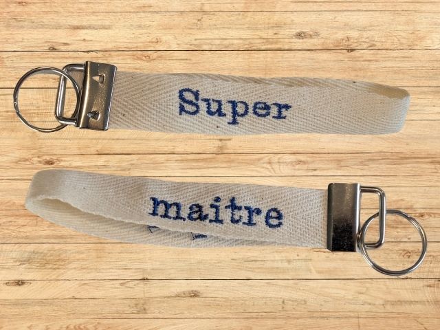 porte-clef-super-maitre-bleu Porte-clef