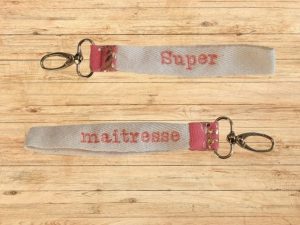 porte-clef-super-maitresse-rose Porte-clef